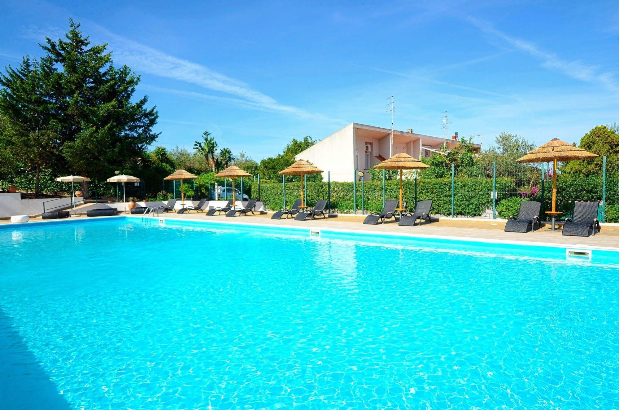 Calanica Resort Cefalù Εξωτερικό φωτογραφία